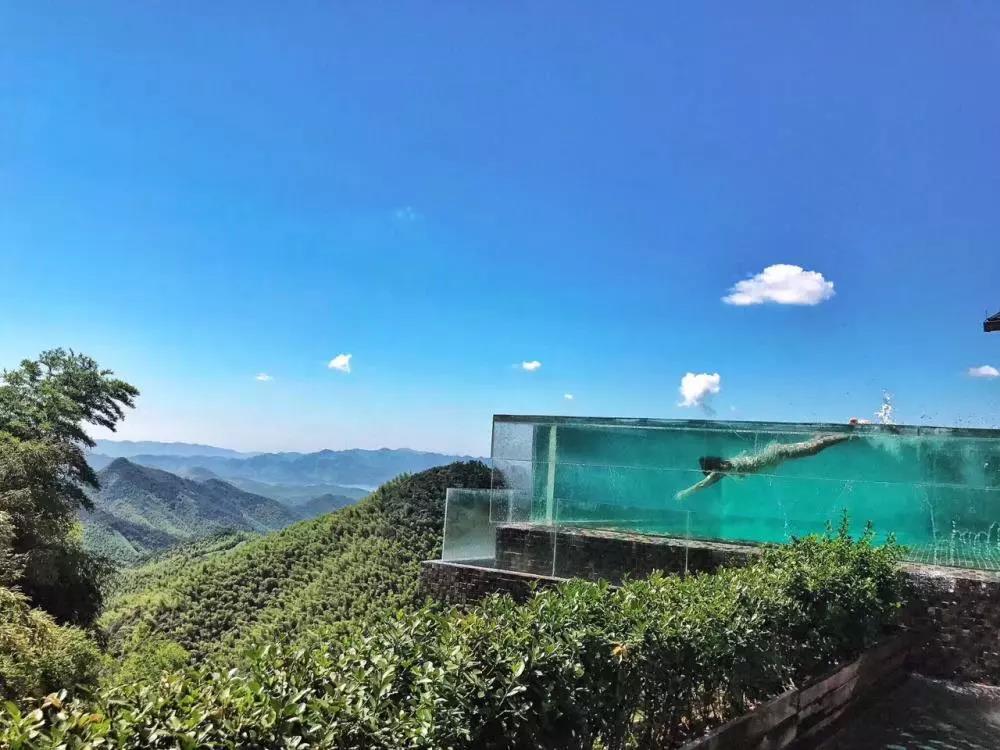 透明泳池